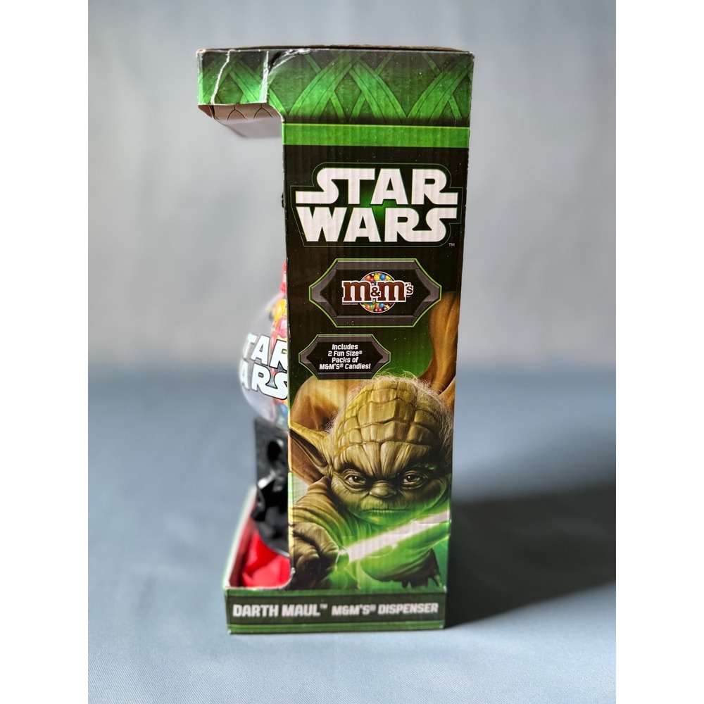 Star Wars Darth Maul M&M's Candy Dispenser 2013 Red Sith Collectible New - Picture 2 of 7